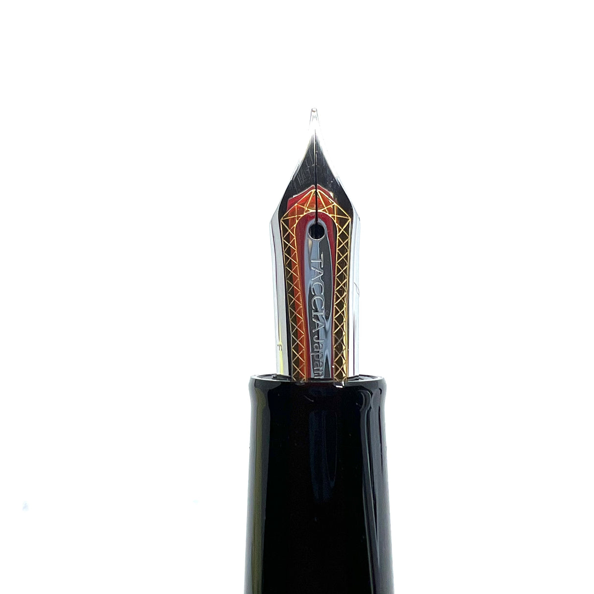 Taccia Savanna Buffalo Horn Fountain Pen