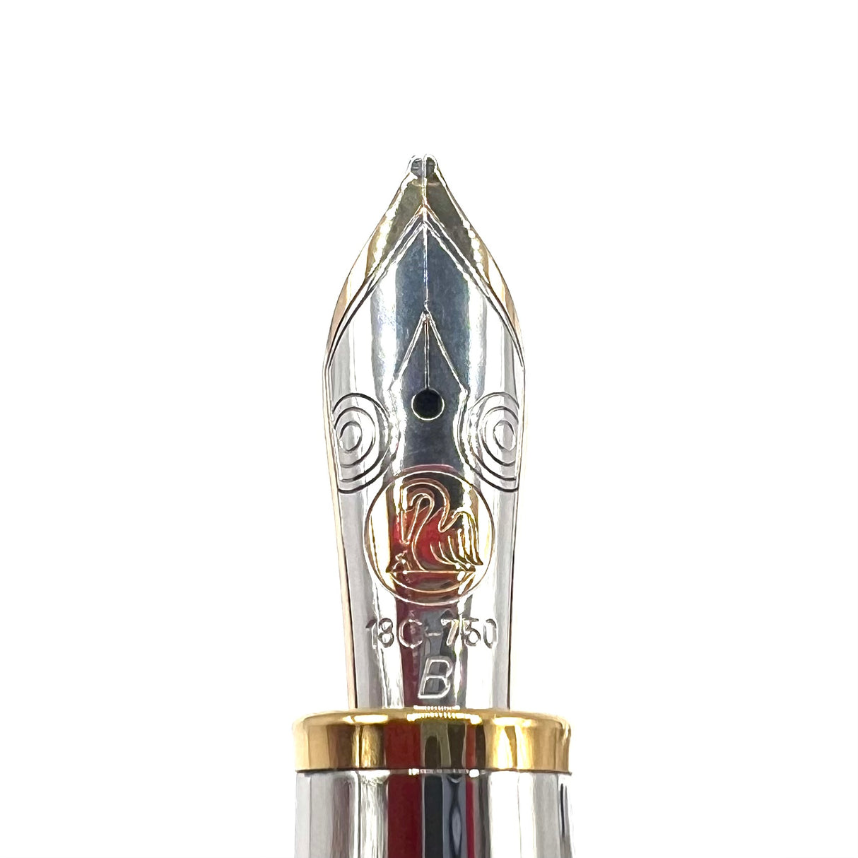 Pelikan M7000 Majesty Sterling Silver Fountain Pen - Broad 18kt Gold Nib