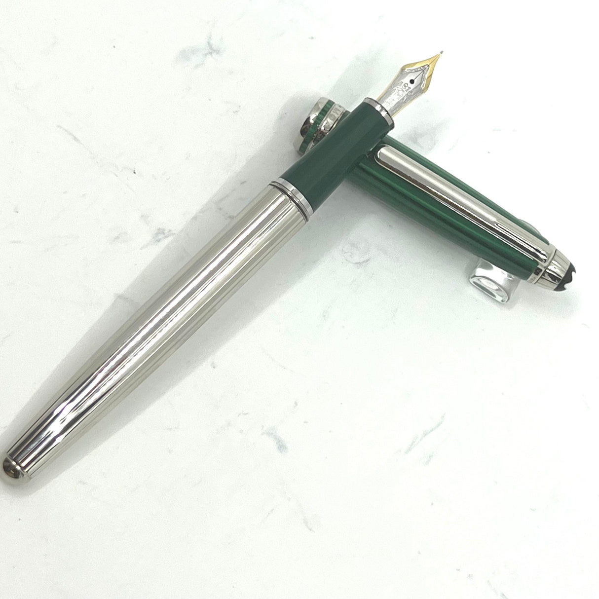 Montblanc Meisterstuck Solitaire Czar Nikolai Classique 144 Platinum Plated Fountain Pen