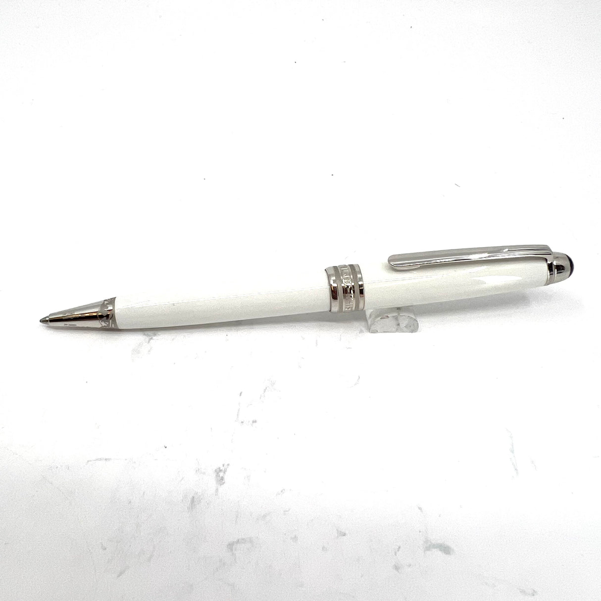 Montblanc Meisterstuck White Ballpoint - Tribute to the Mont Blanc (Mountain)