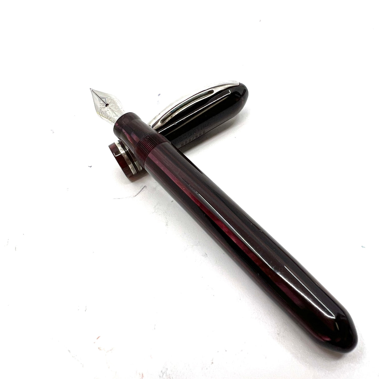 Visconti Viscontina Striped Burgundy (Vintage) Celluloid Limited Edition Mini Fountain Pen