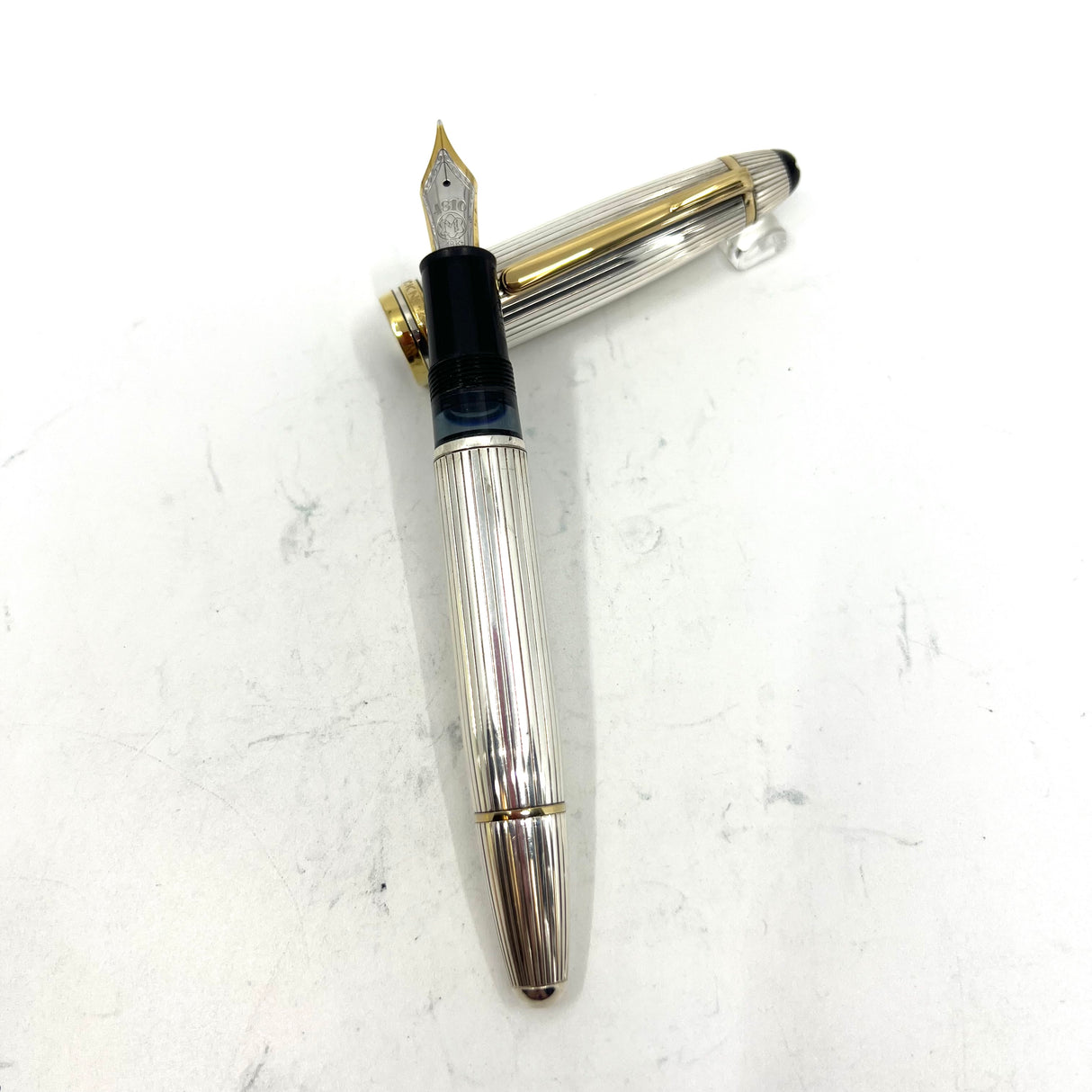 Montblanc Meisterstück Solitaire Le Grand Striped Sterling Silver #146S Fountain Pen