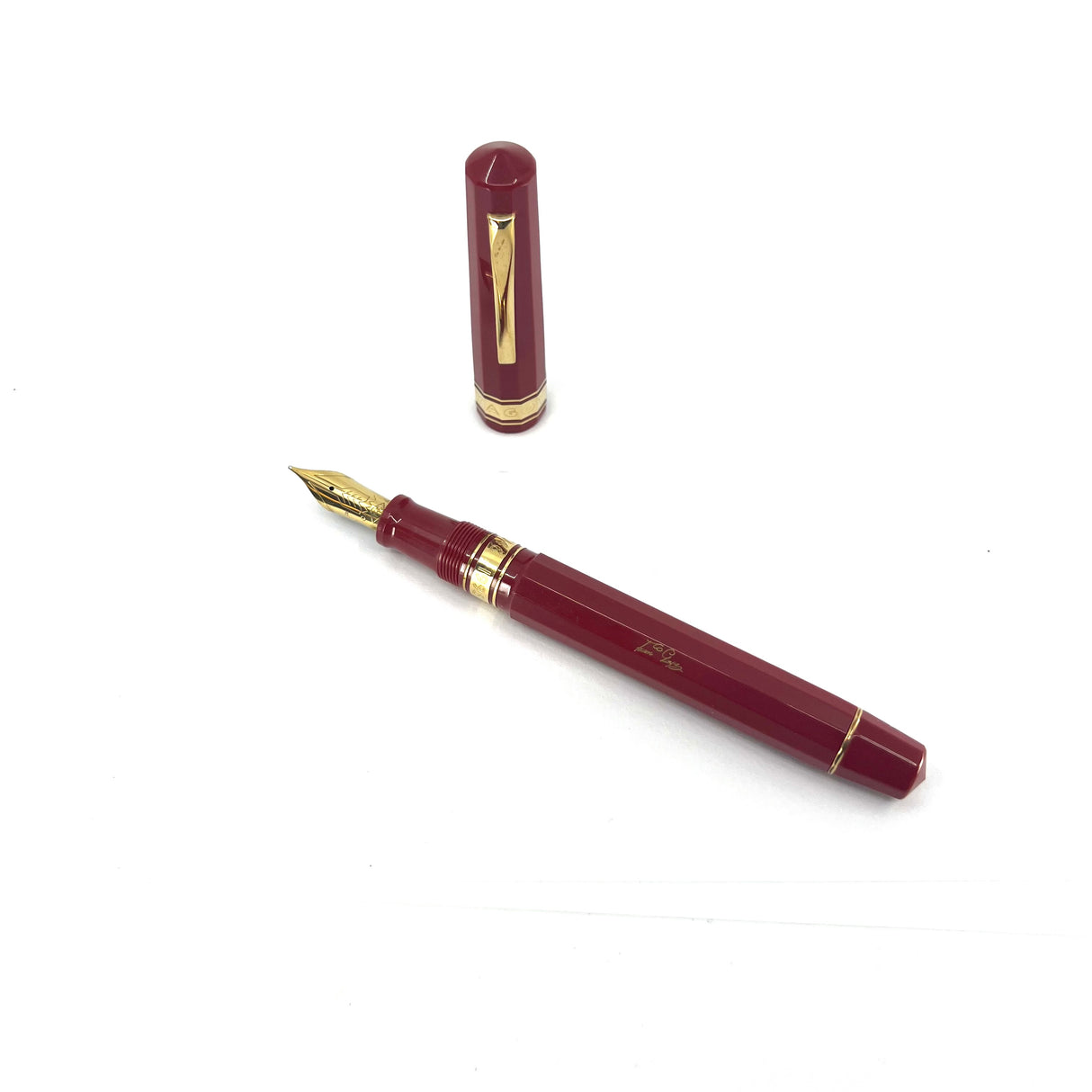 Omas Goya Limited Edition Fountain Pen - Semi-Flex Medium 18kt Gold Nib