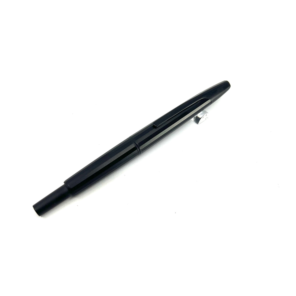 Pilot Namiki Black Matte Vanishing Point Fountain Pen - Classic Style Multi-Facetted Body - Circa 1995 - Medium 14kt Gold Nib