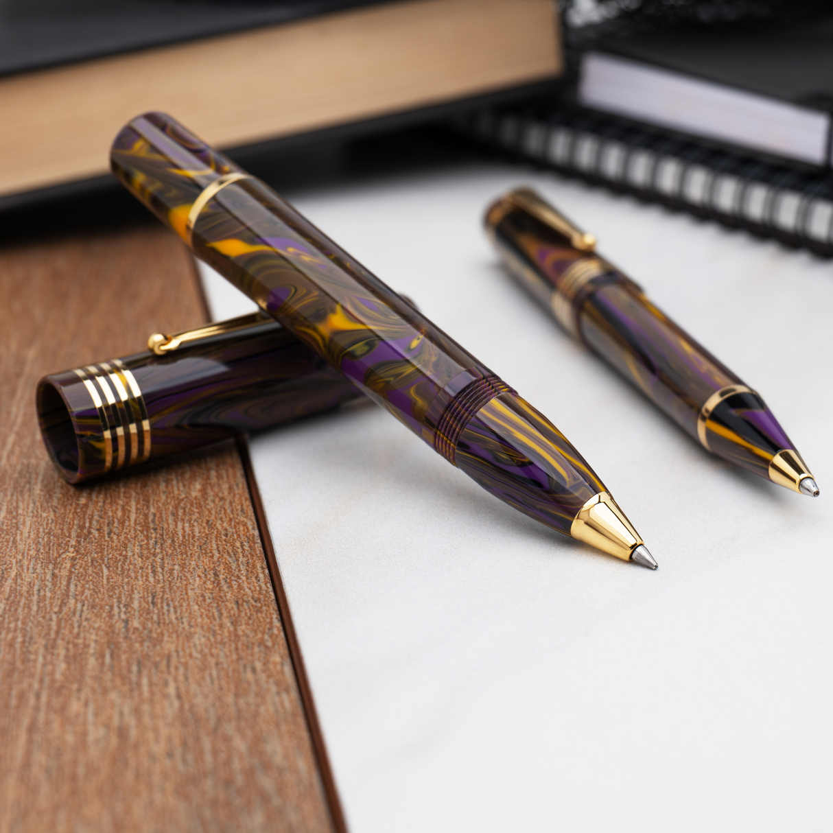 Delta Neo Gallery Iris Gold Trim Rollerball