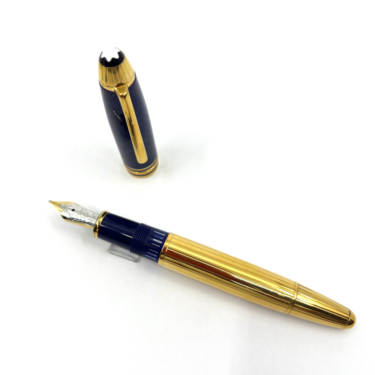 Montblanc Ramses Special Edition LeGrand Fountain Pen-Medium 18kt Gold Nib