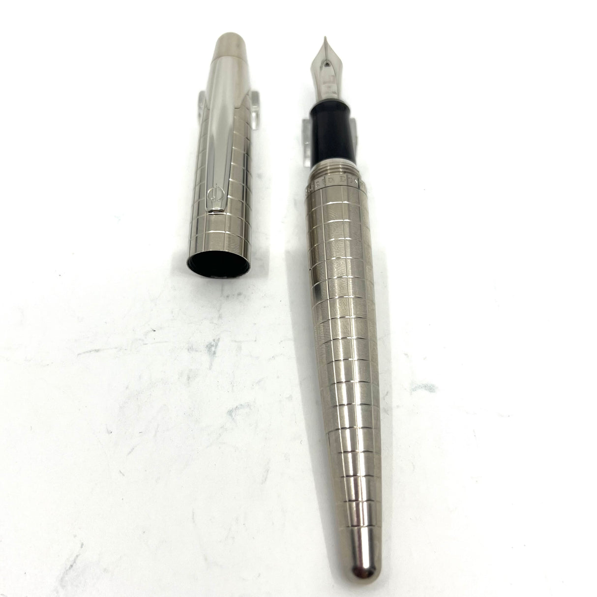 Dunhill AD2000 Brushed Stainless Steel Cross Hatch Design Fountain Pen