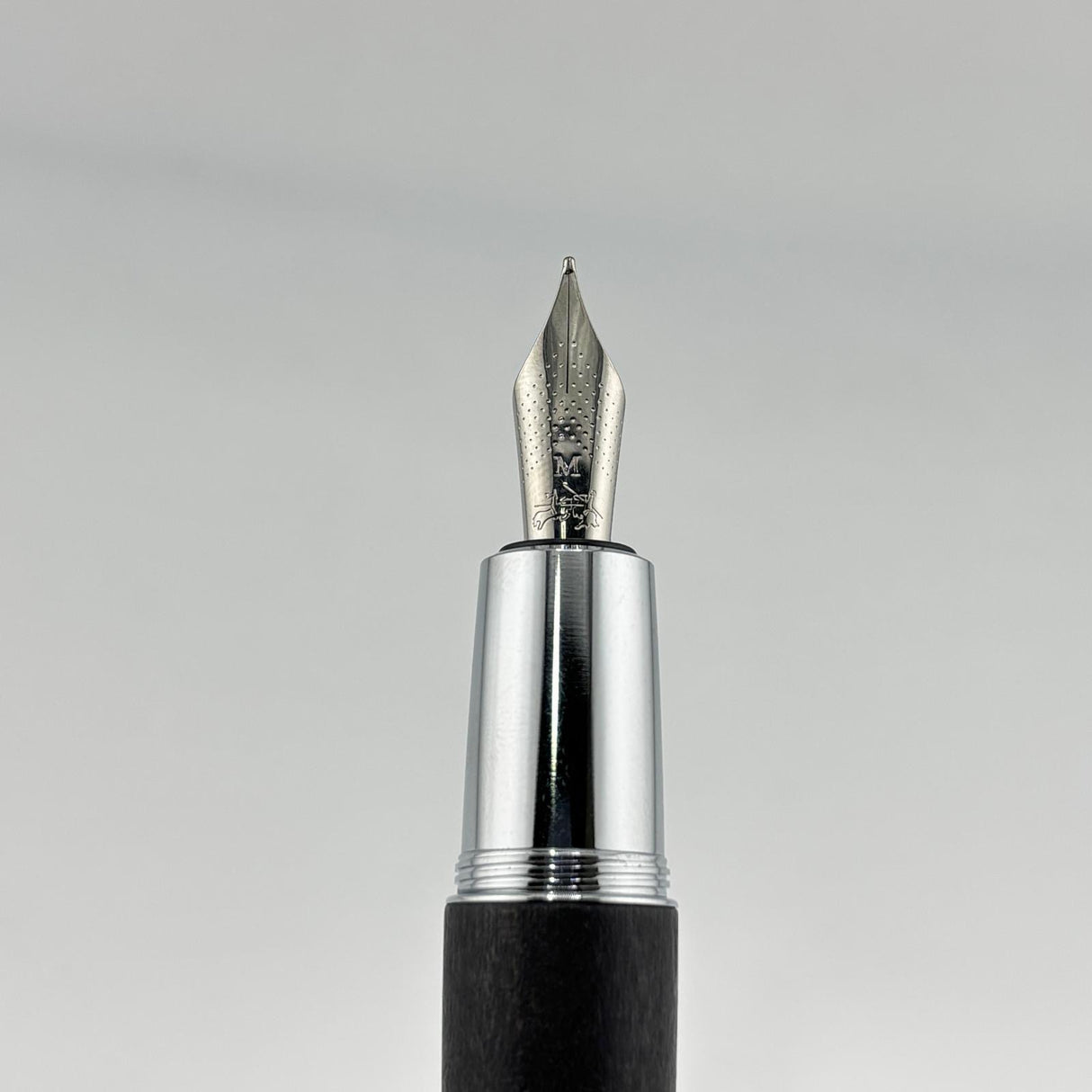 Faber-Castell E-Motion Black wood barrel chrome cap - Fountain Pen