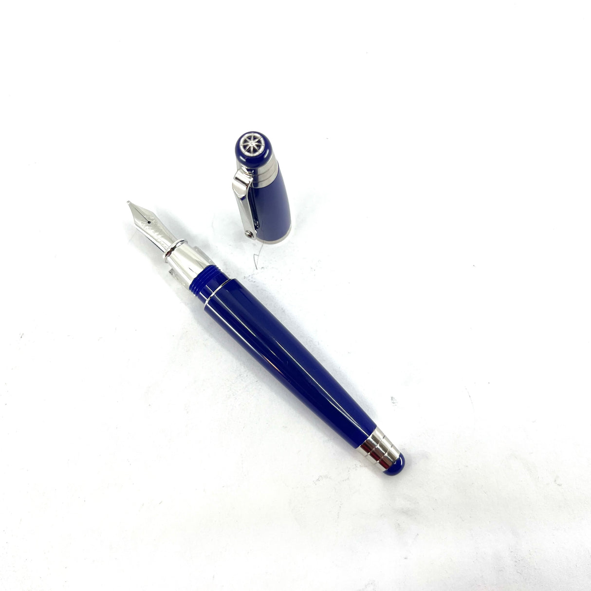 Signum (Italy) Royal Blue Fountain Pen - Broad Stub-like 18kt Gold Nib