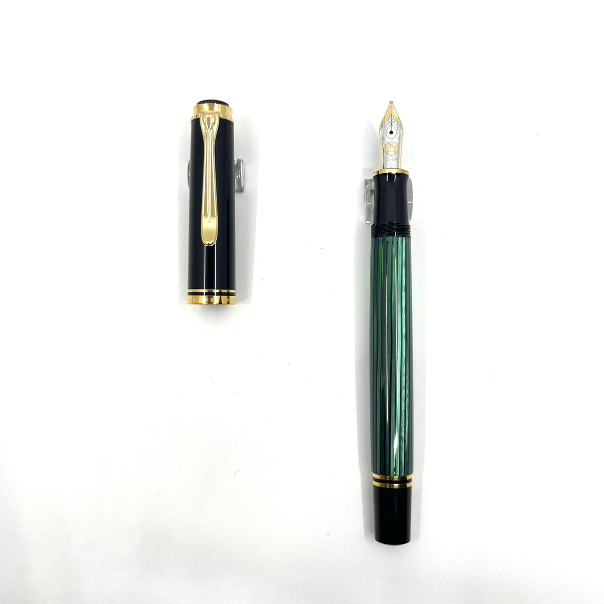 Pelikan M400 Souveran Black & Green Striped Fountain Pen