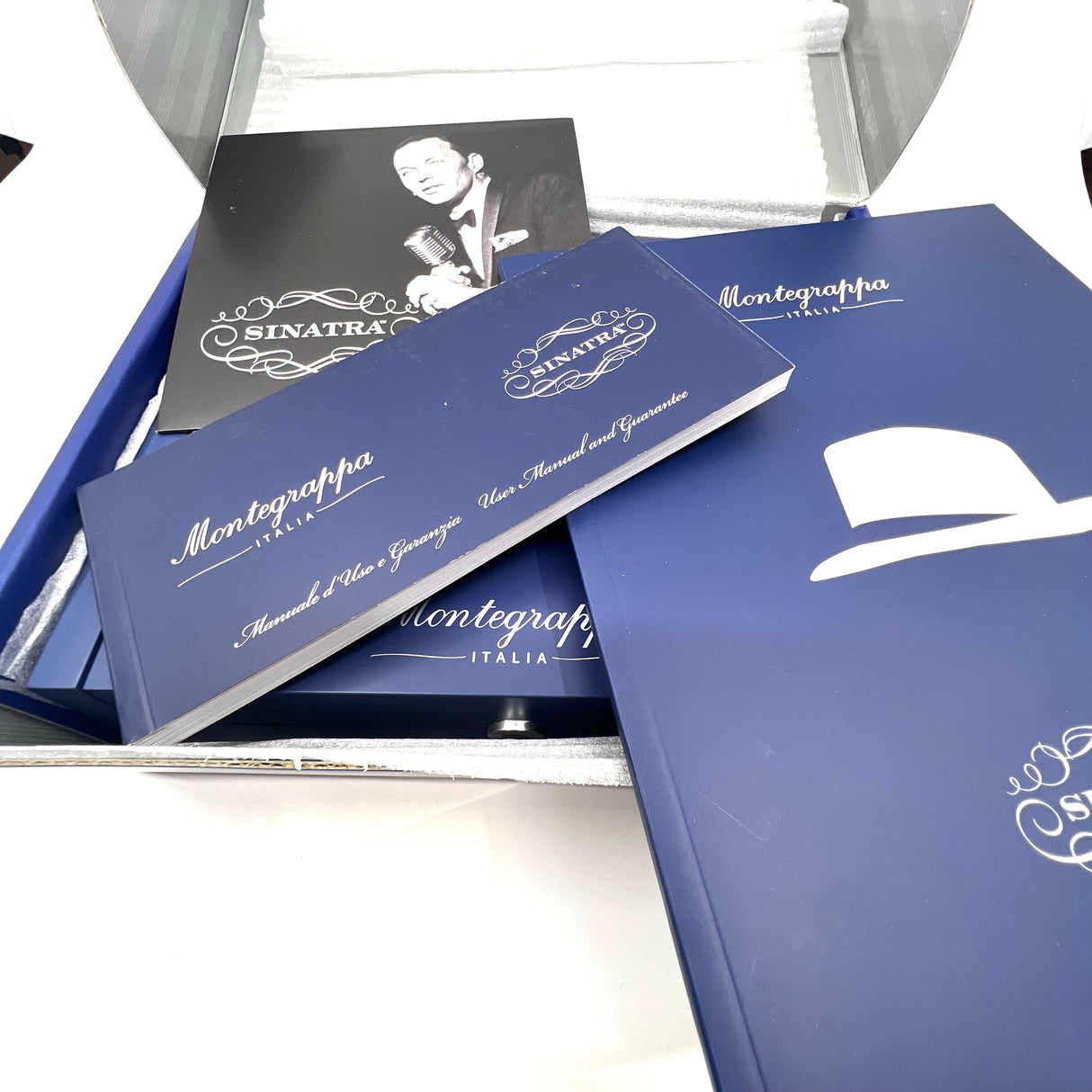 Montegrappa Frank Sinatra Limited Edition Pinstripe Blue Fountain Pen - Circa 2011 - Medium 18kt Gold Nib