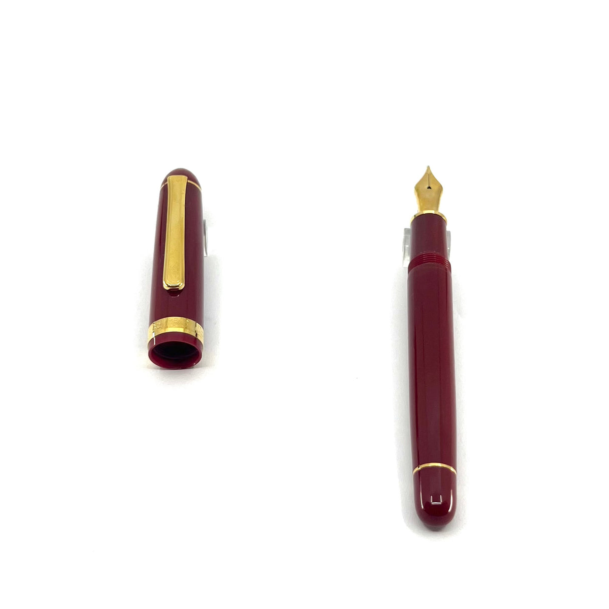 Platinum #3776 Tuscan Red Fountain Pen - Broad 14kt Gold Nib