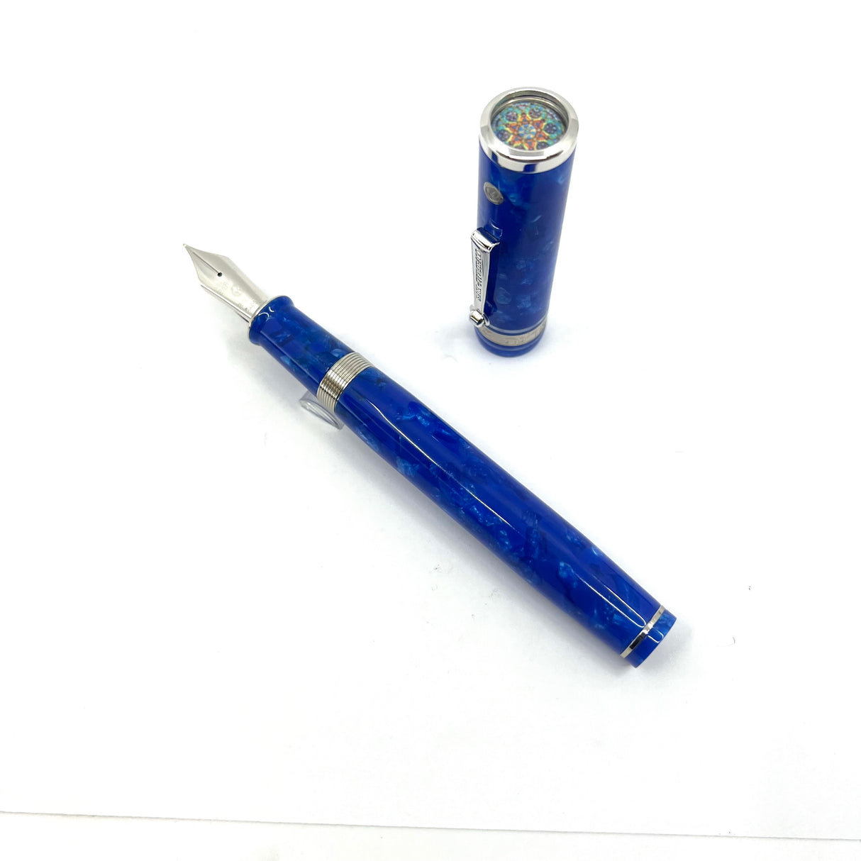Wahl Eversharp Israel 70th Anniversary Oversized Fountain Pen - Medium #8 Size 14kt Gold Nib