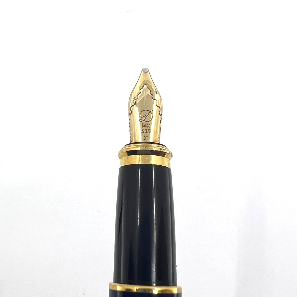 S.T. DuPont Blue Fidelio Lacquered Fountain Pen - Stub 14kt Gold Nib