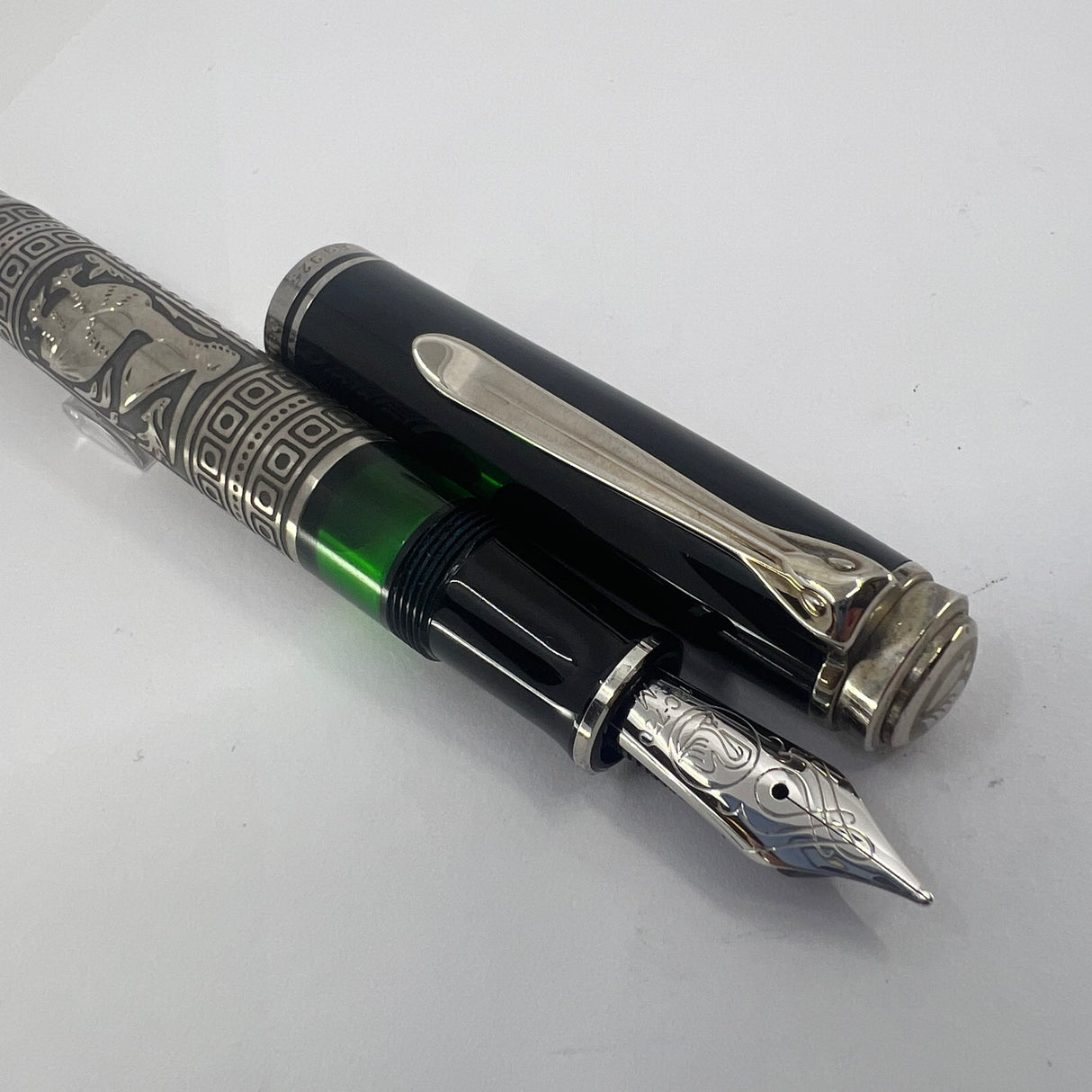 Pelikan M910 Toledo Sterling Silver Fountain Pen - Medium 18kt Gold Nib