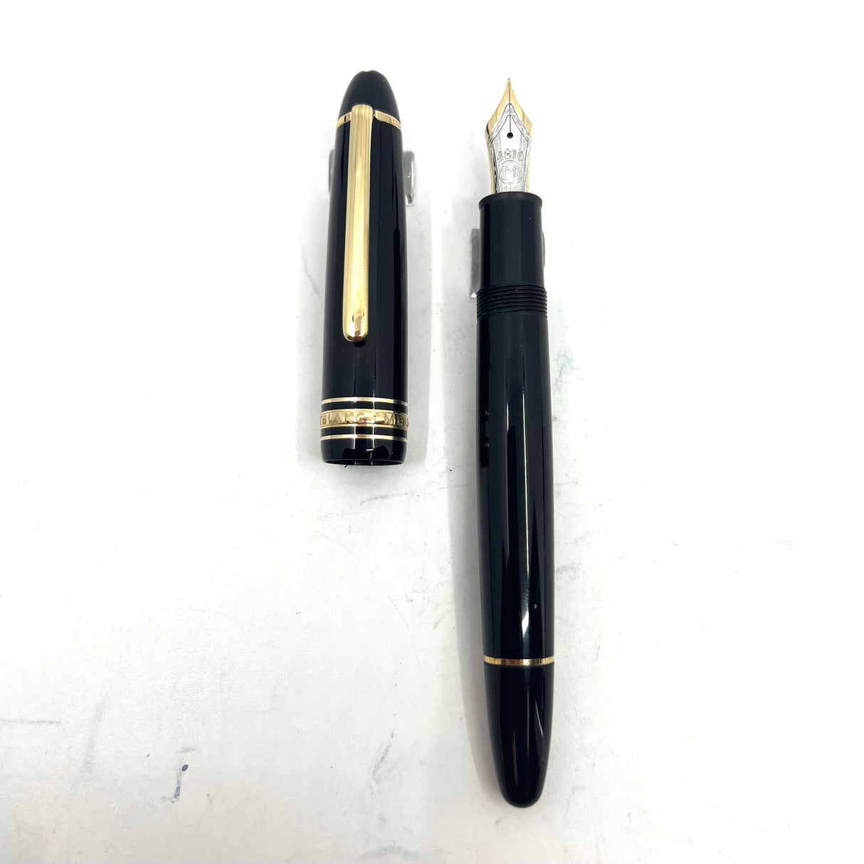 Montblanc Meisterstuck Black Resin #147 LeGrand Traveler Fountain Pen