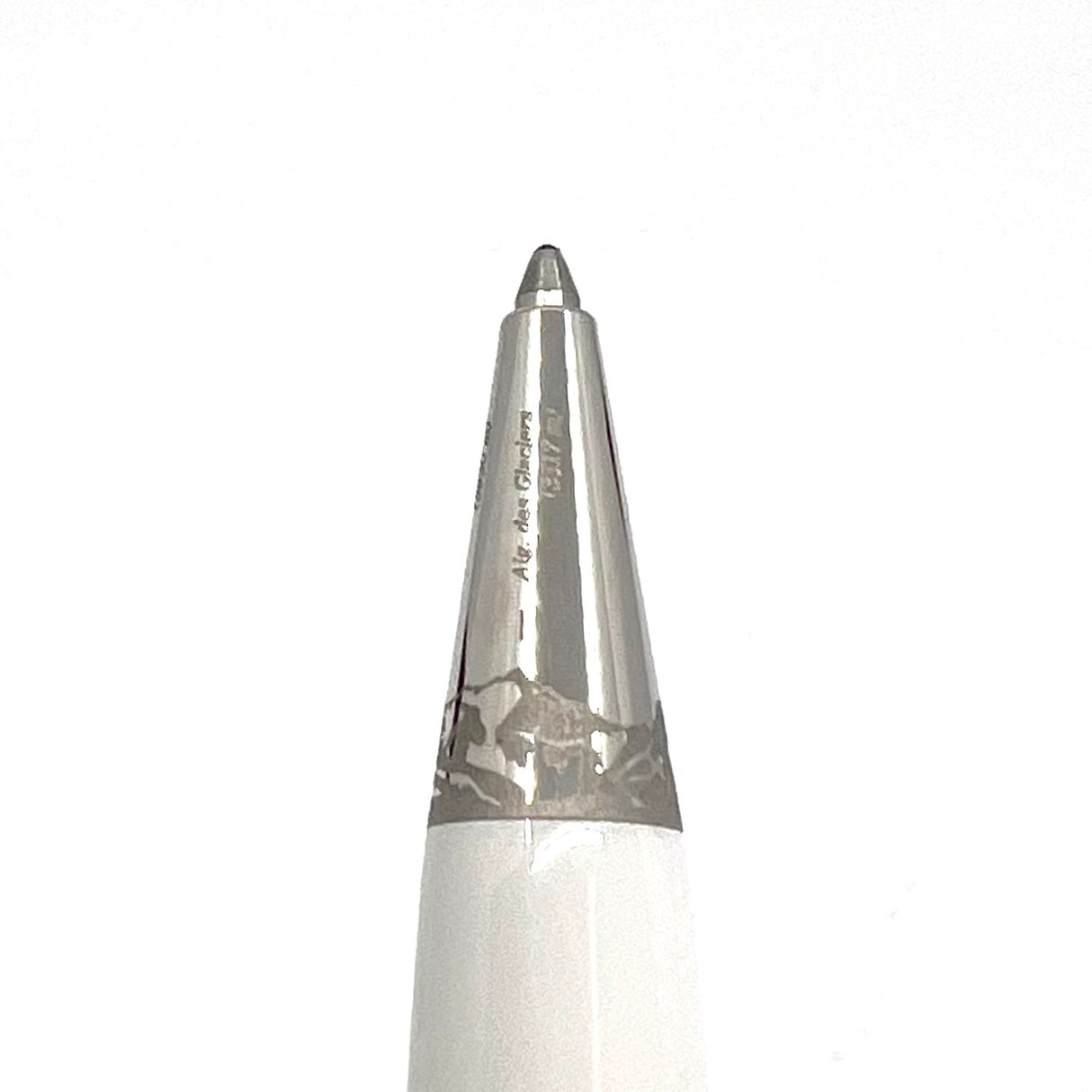 Montblanc Meisterstuck White Ballpoint - Tribute to the Mont Blanc (Mountain)