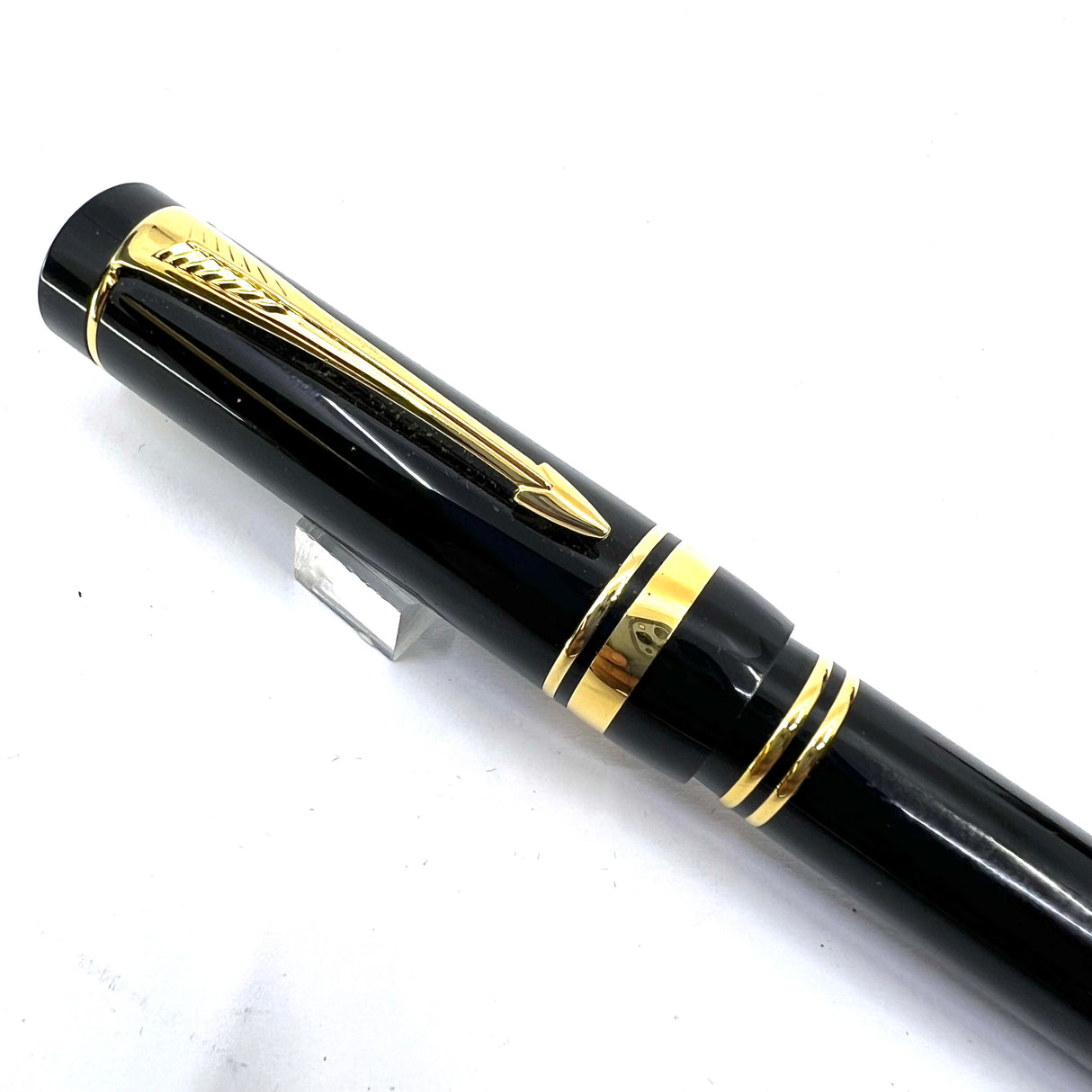 Parker Limited Edition World Memorial Duofold International Fountain Pen - Medium 18kt Gold Nib