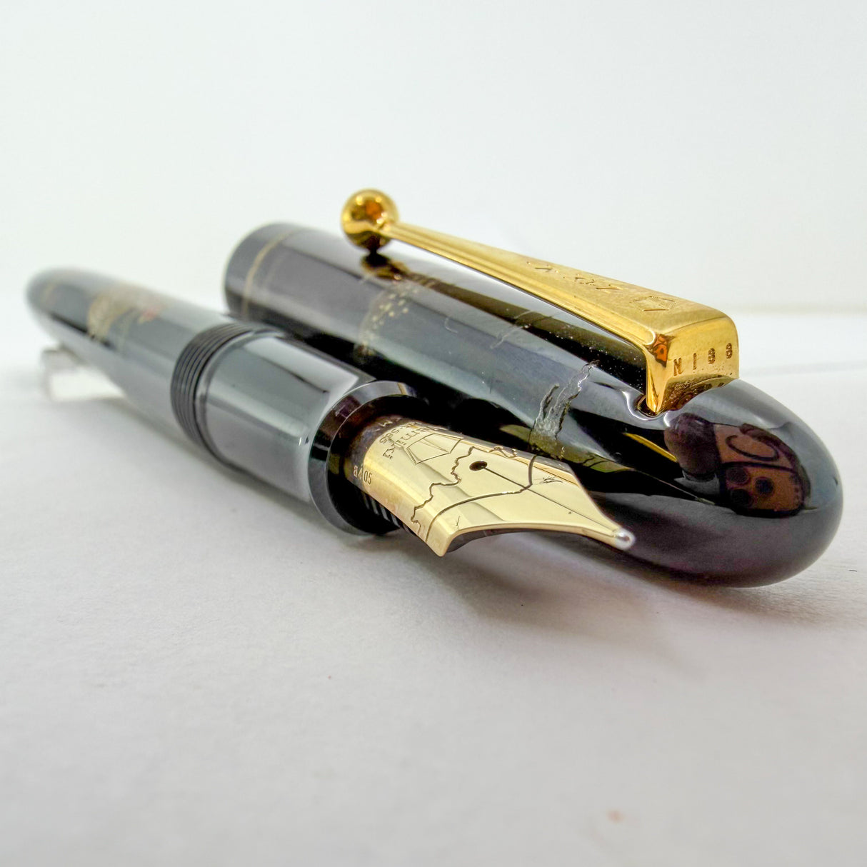 Namiki Nippon Art Chinese Phoenix Fountain Pen - Medium 14kt Gold Nib