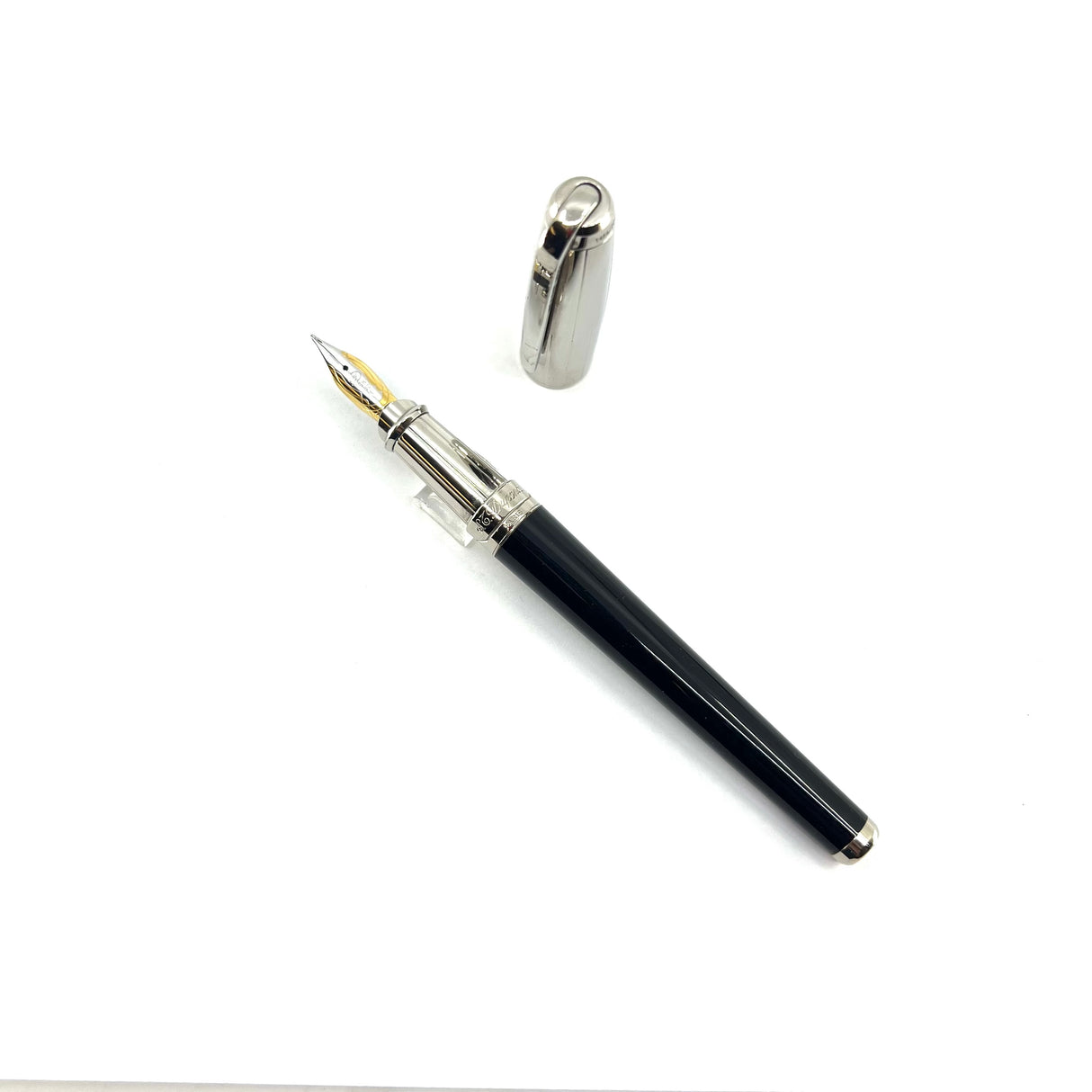 S. T. Dupont Perspective 2000 Limited Edition Fountain Pen - Medium 18kt Gold Nib