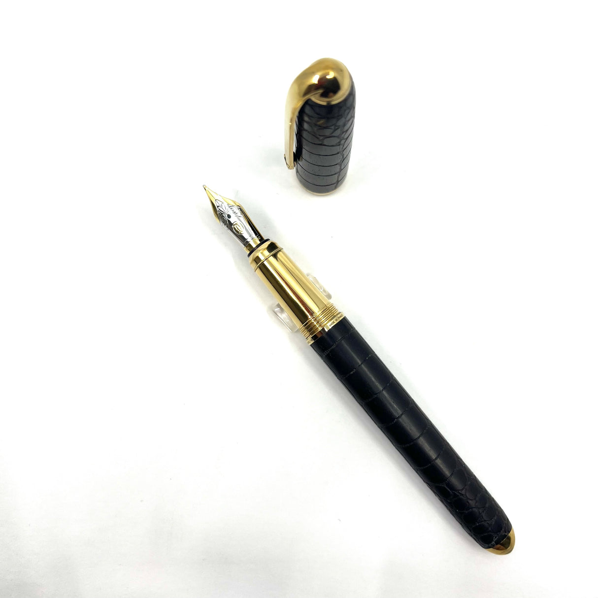Louis Cartier Dandy Crocodile Scales/Ebony Wood Body Limited Edition Fountain Pen
