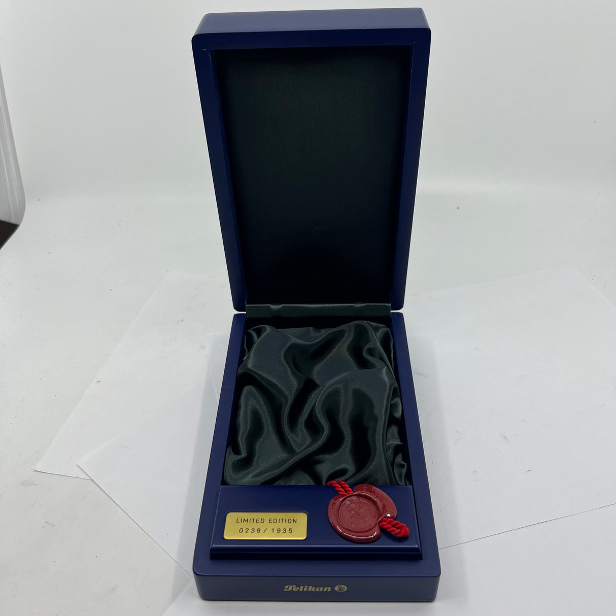 Pelikan Lapis Blue Celluloid (1935 Originals of their Time) Limited Edition Fountain Pen - Medium 18kt Gold Nib
