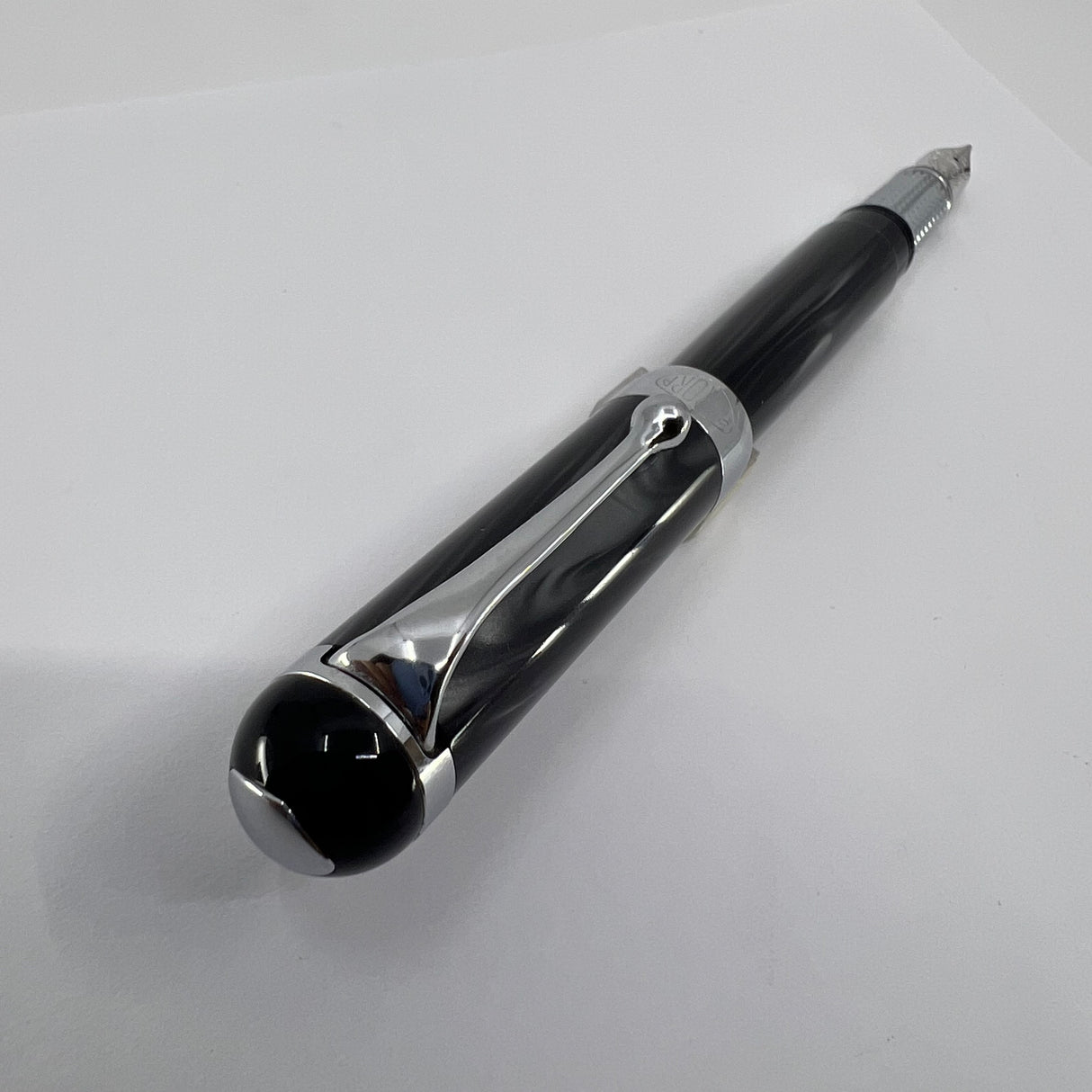Aurora Alpha Tuscan Night Lustrous Marbled Charcoal Fountain Pen - Medium 14kt Gold Nib