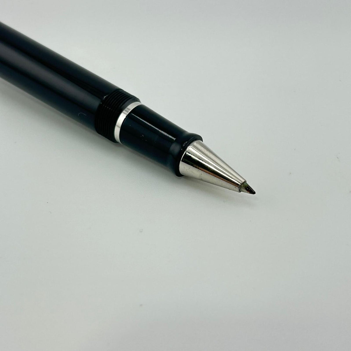Bexley Cigar Aficionado Black Rhodium trim - Roller Ball circa 1998