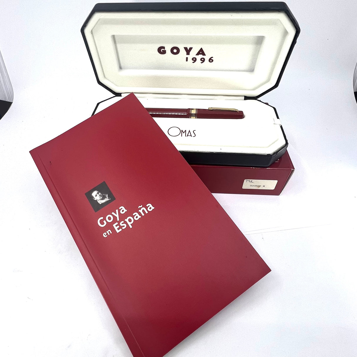 Omas Goya Limited Edition Fountain Pen - Semi-Flex Medium 18kt Gold Nib