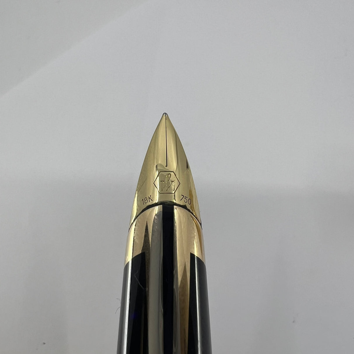 Waterman Edson Blue Translucent Fountain Pen - Medium 18kt Gold Nib
