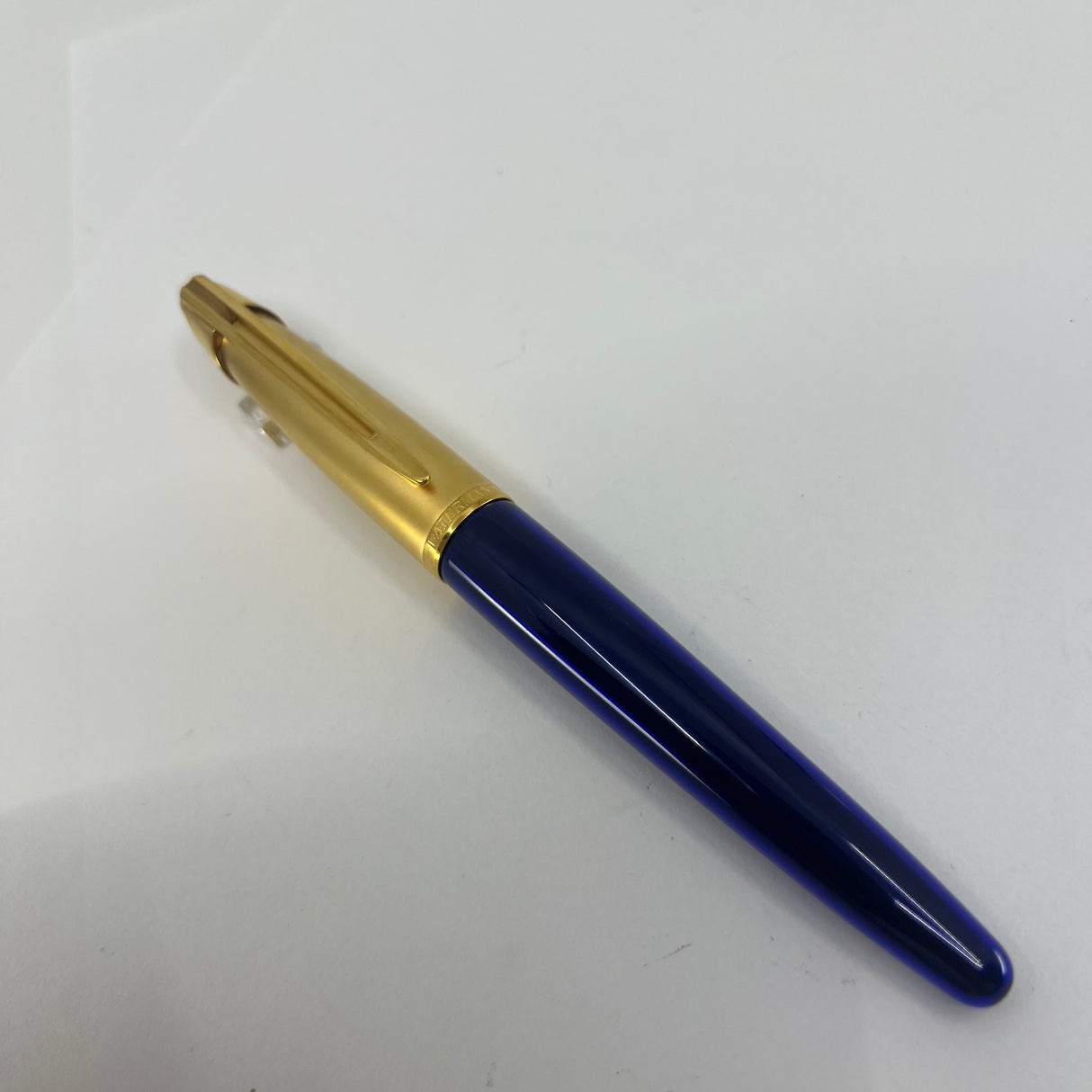 Waterman Edson Blue Translucent Fountain Pen - Medium 18kt Gold Nib
