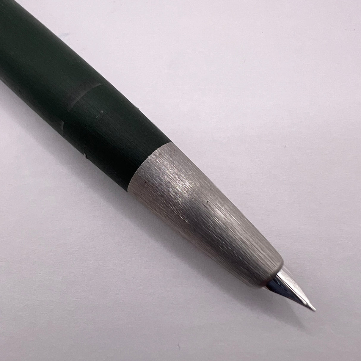 Lamy #2000 "Pine" Limited Edition - Brushed Dark Green Polycarbonate Fountain Pen - Fine 14kt Gold Nib