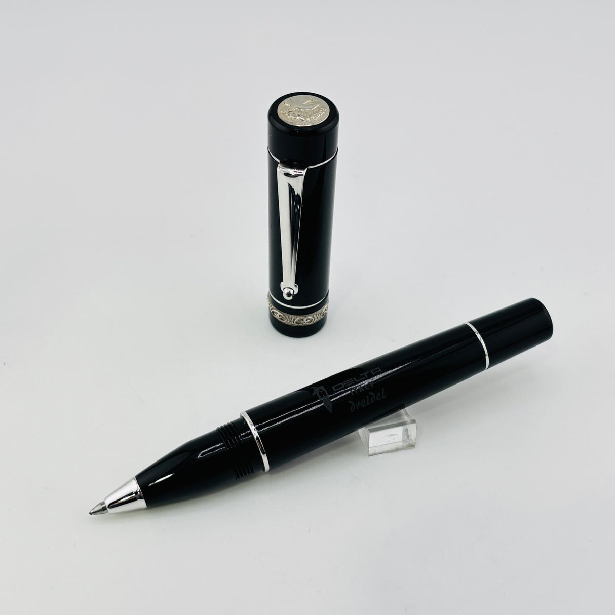 Delta Hanukkah Dreidel Black - Rollerball Pen