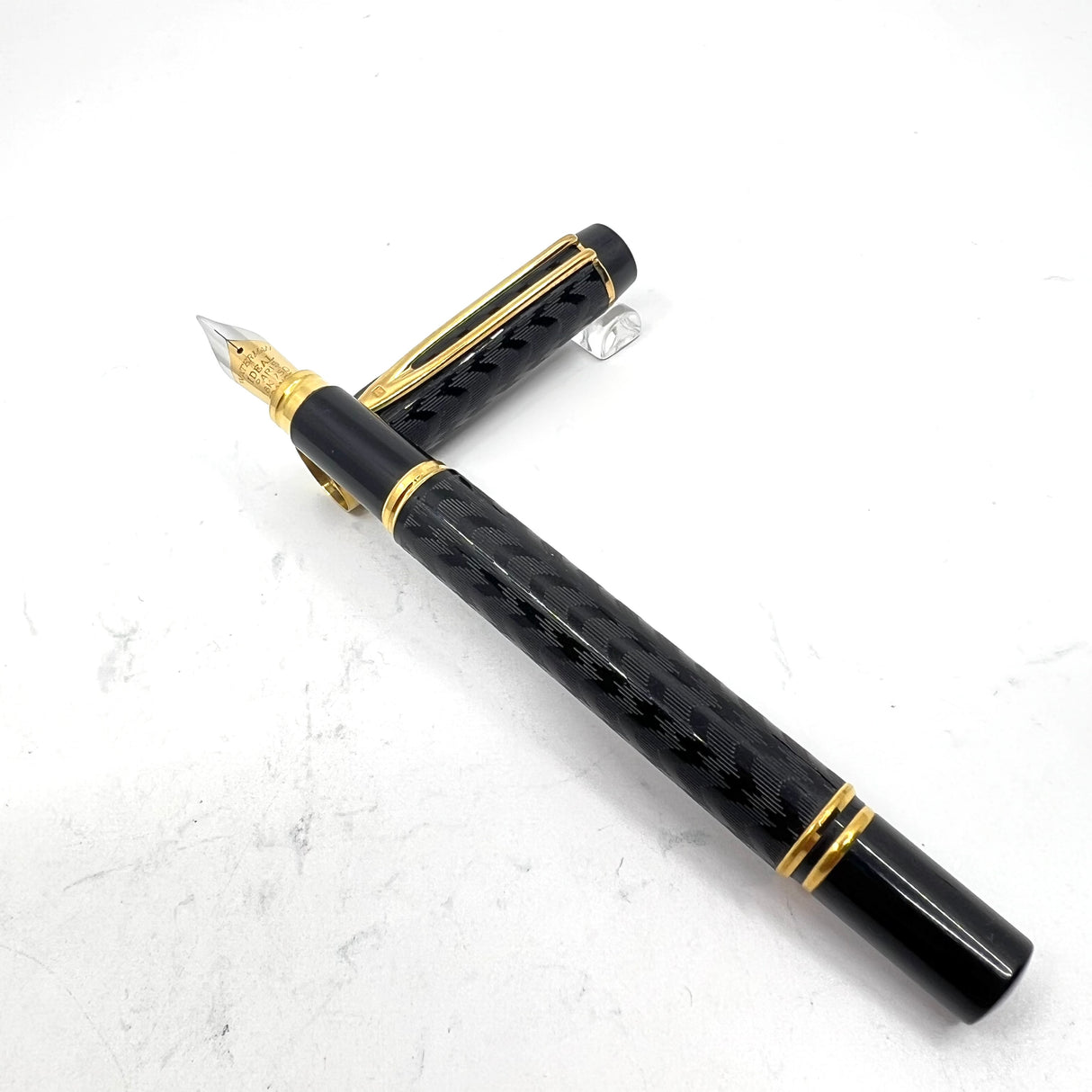Waterman Man 100 Opera Black Chased Fountain Pen - Medium 18kt Gold Nib