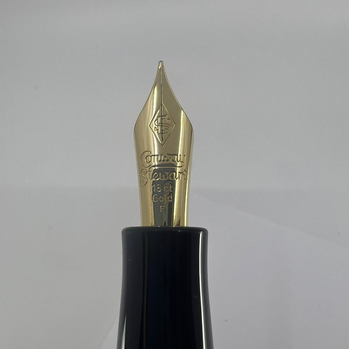 Conway-Stewart UK Charles Dickens "A Christmas Carol" Limited Edition Hand Painted Fountain Pen - Fine 18kt Gold Nib - Number 1 of Only 8 Pens Made (2006)!!!