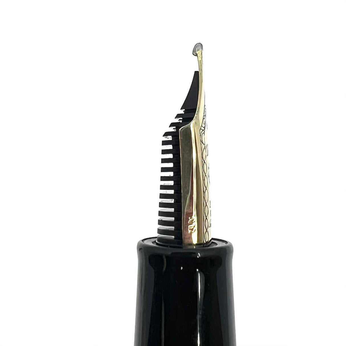 Sailor 1911L Profit Black Matte Fountain Pen - Naginata Jr. Medium Togi 21Kt Gold Nib