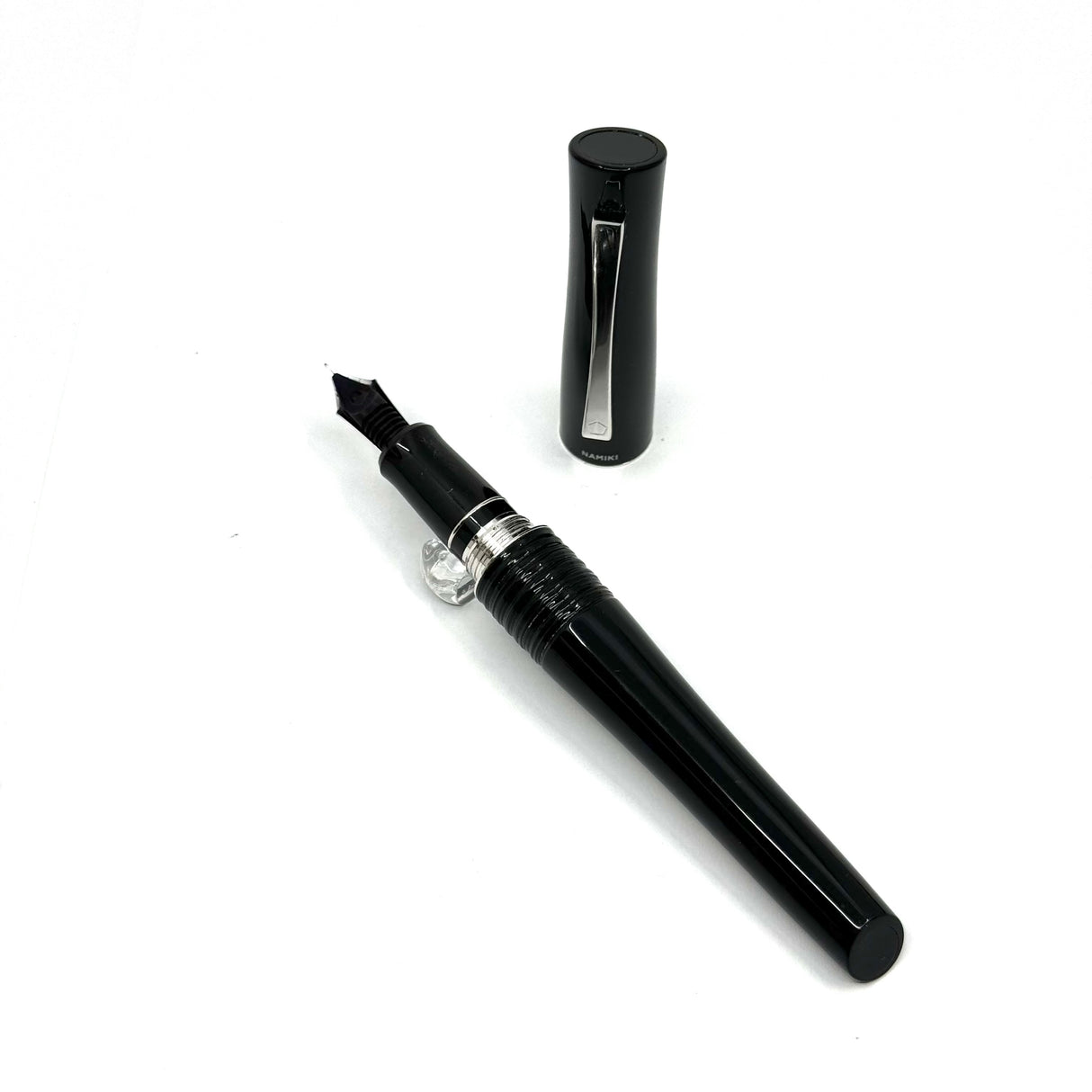 Pilot-Namiki Black Lacquered Bamboo Metal Oversized Fountain Pen - Fine 14kt Gold Nib