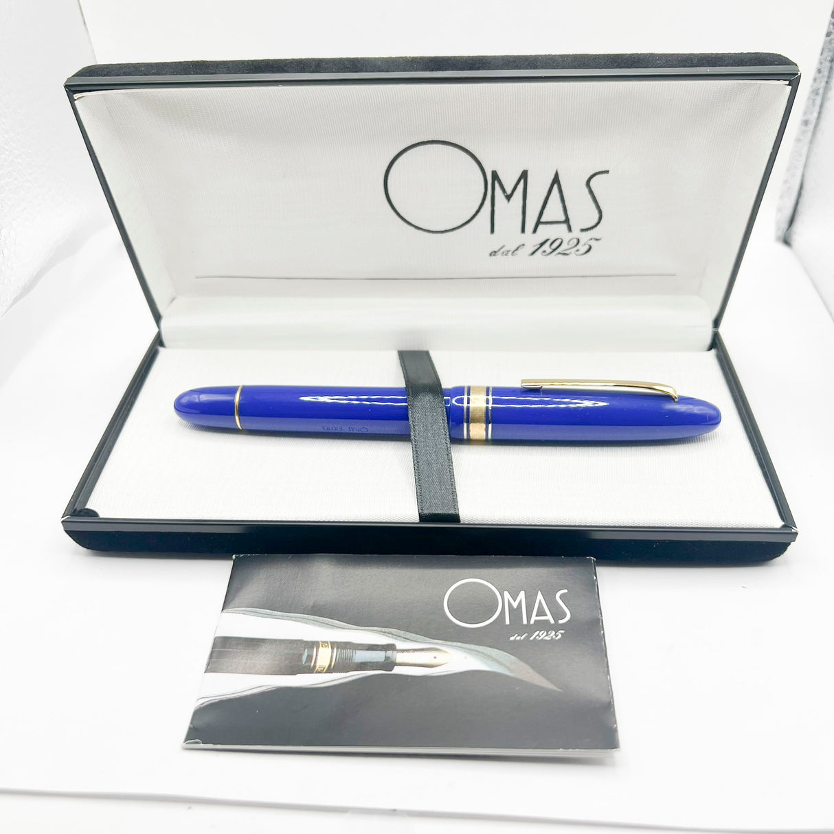 OMAS for Armando Simoni Club/1990's - Royal Blue Ogiva Extra Fountain Pen - Medium 18kt Gold Nib