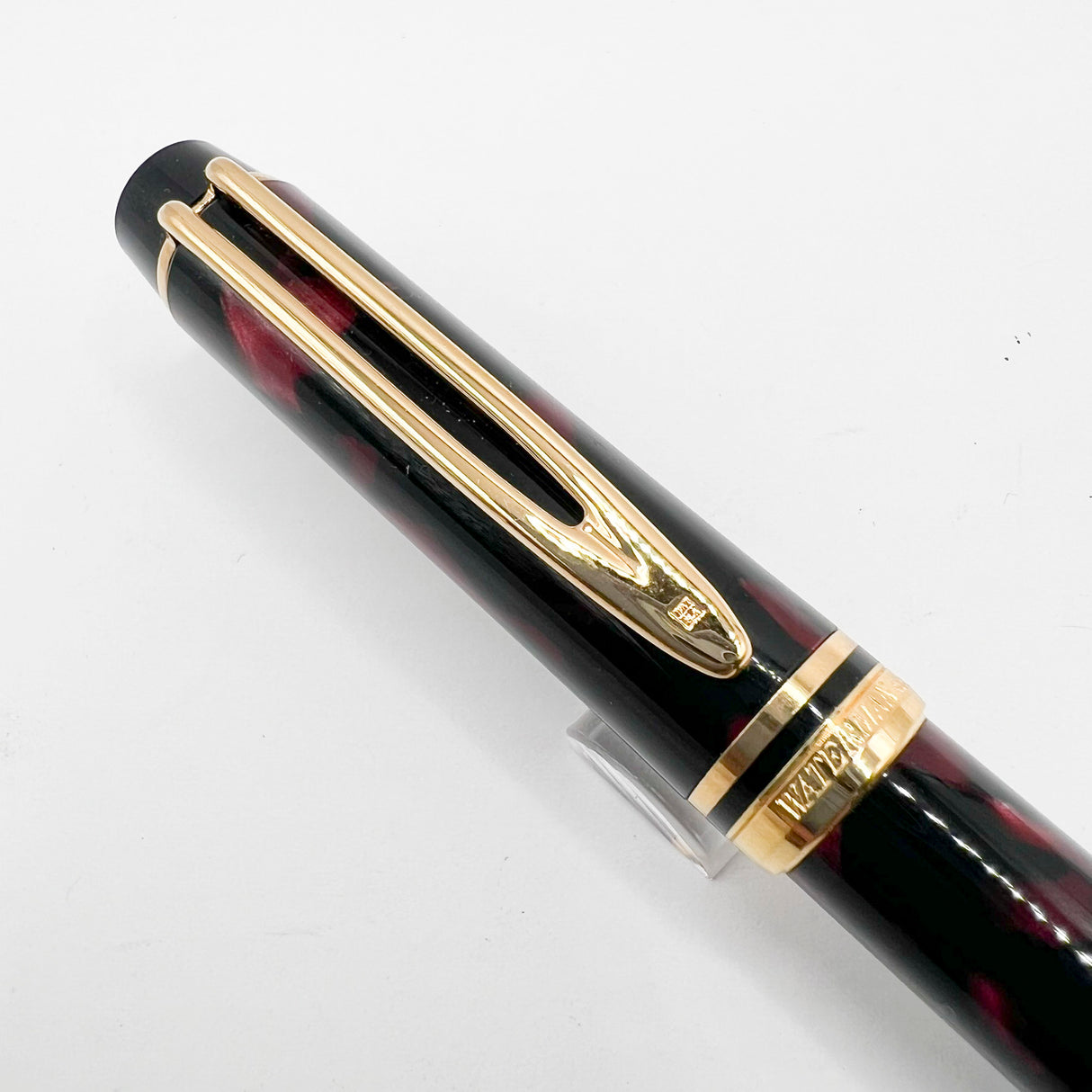 Waterman Rhapsody Burgundy Marble Fountain Pen - Fine 18kt Gold Nib