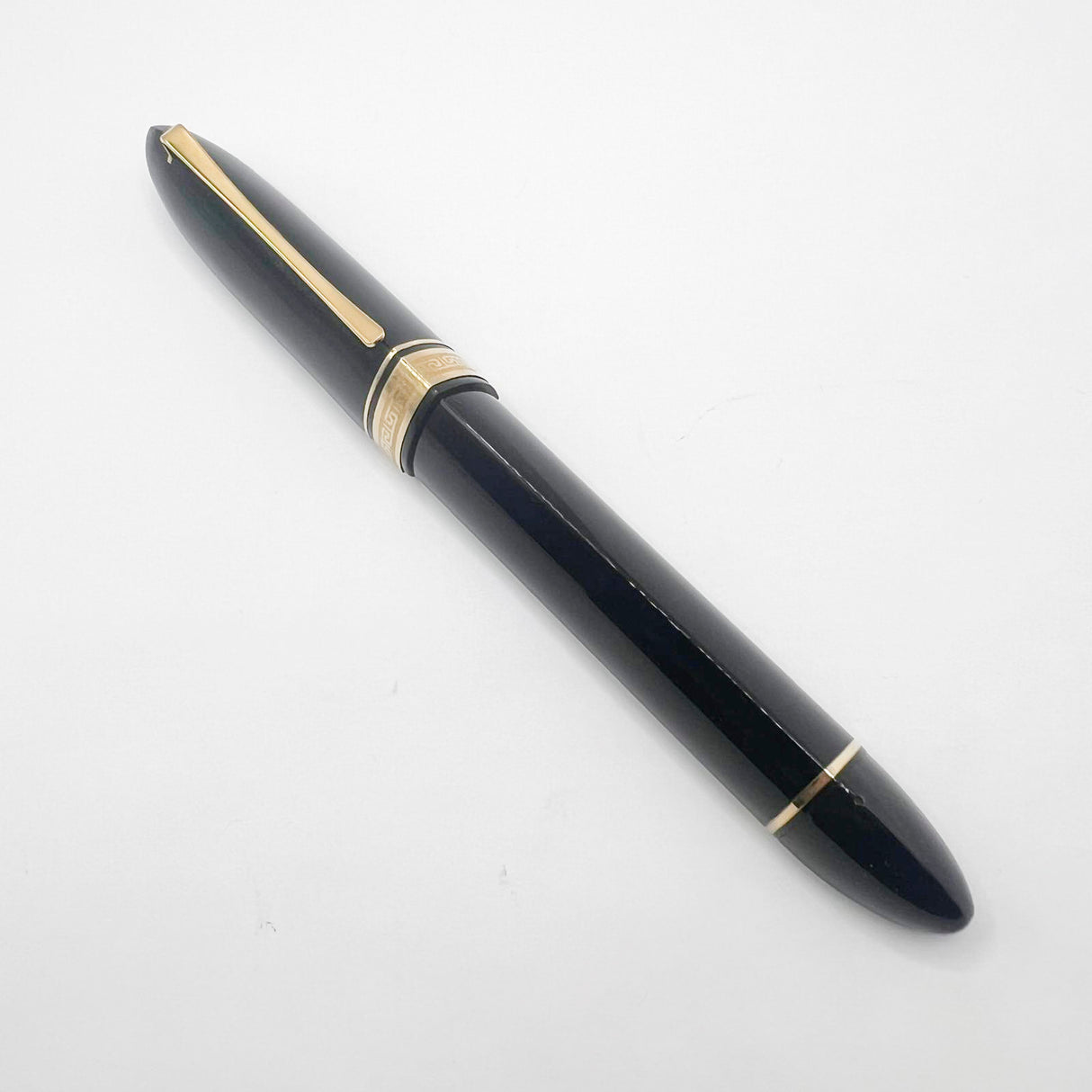 OMAS Blue/Black #360 Oversized Triangulated Fountain Pen - Medium 18kt Gold Nib