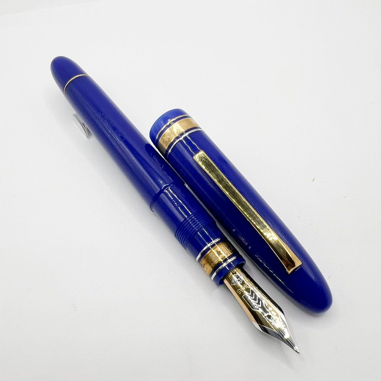OMAS for Armando Simoni Club/1990's Royal Blue Ogiva Extra Fountain Pen - Medium 18kt Gold Nib