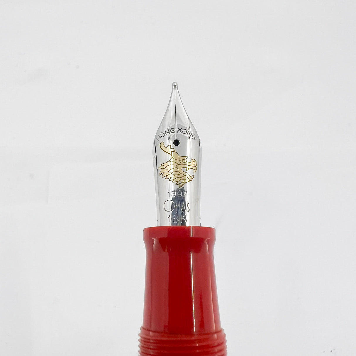 OMAS Sterling Silver Hong Kong Return to the Motherland Limited Edition Fountain Pen - Medium 18kt Gold Nib