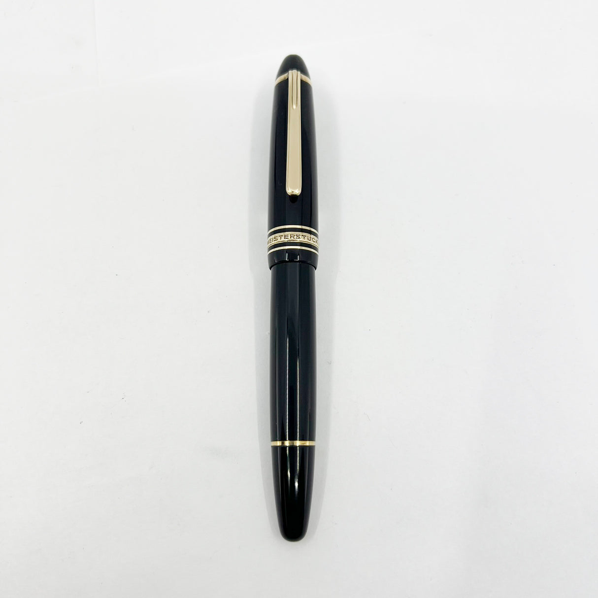 Montblanc Black Resin Meisterstuck #146 LeGrand Fountain Pen - Fine 14kt Gold Nib