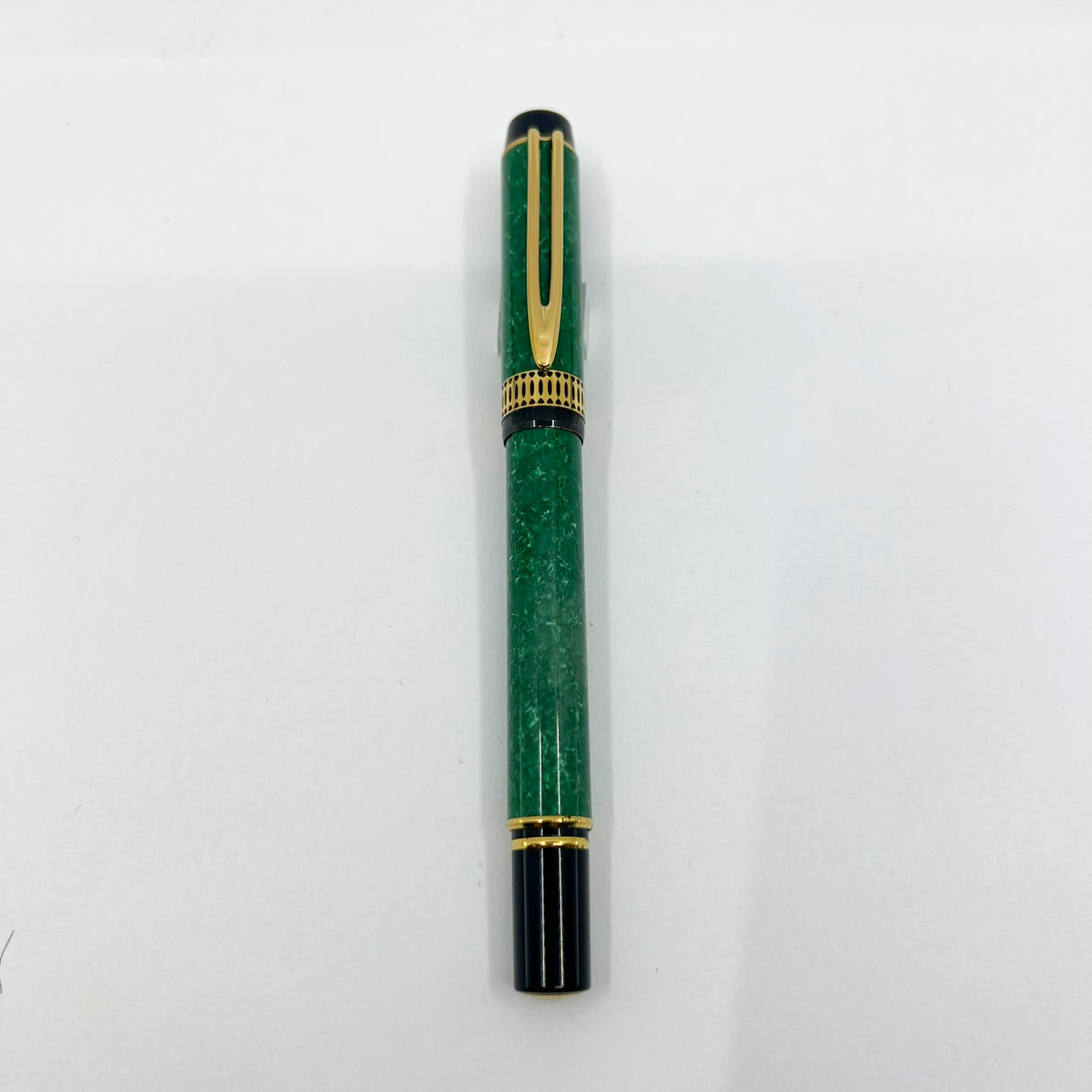 Waterman Patrician Green Marble Lacquer Fountain Pen- Medium 18kt Gold Nib