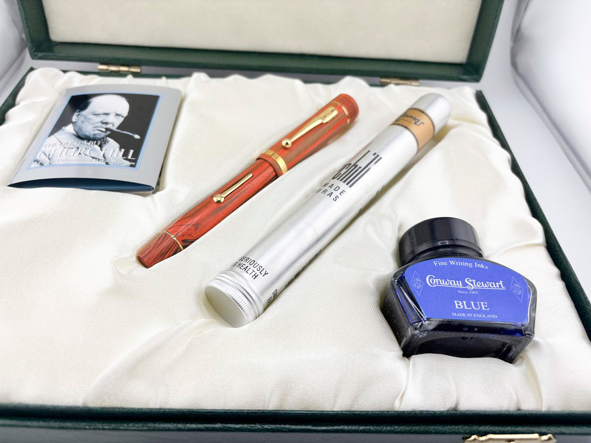 Conway Stewart Winston Churchill Woodgrain Ebonite Fountain Pen - Medium 18kt Gold Nib