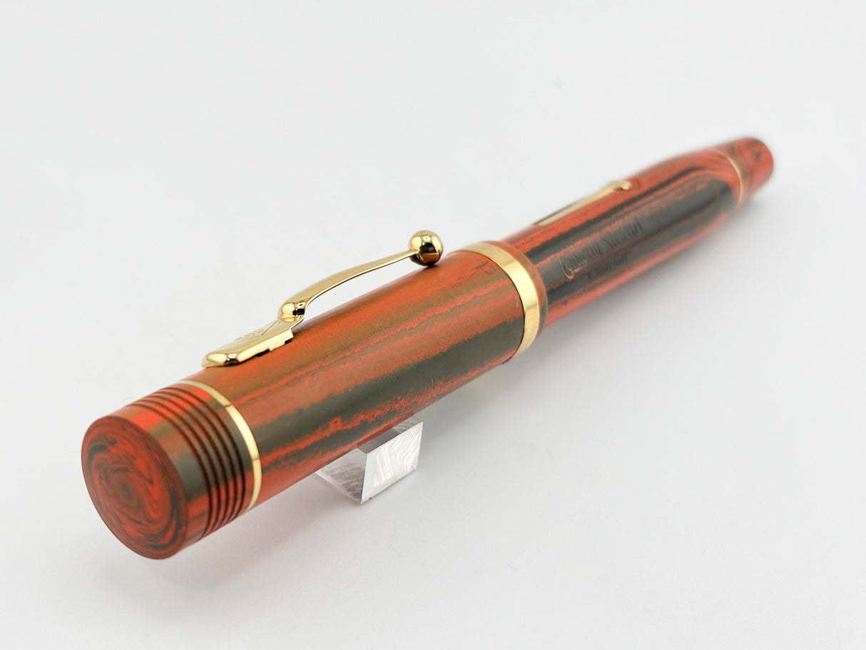 Conway Stewart Winston Churchill Woodgrain Ebonite Fountain Pen - Medium 18kt Gold Nib