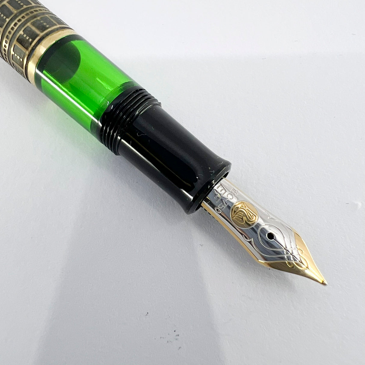 Pelikan M700 Toledo Fountain Pen - Extra Fine 18kt Gold Nib