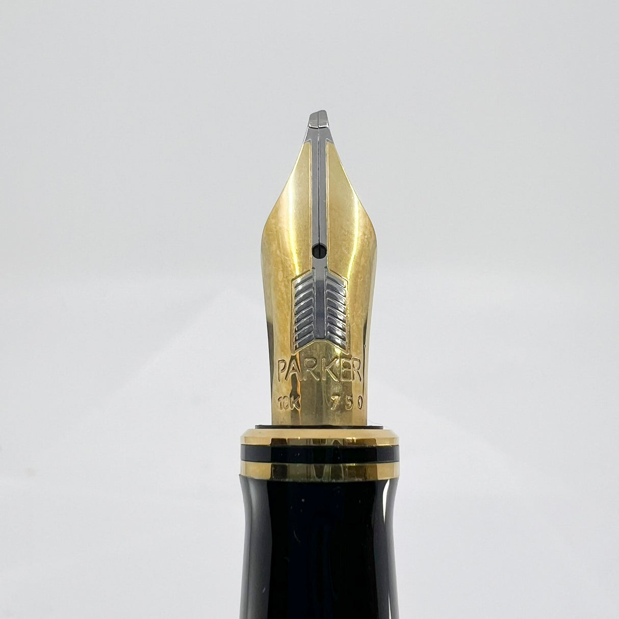 Parker Duofold Centennial (Largest) Marbled Blue Fountain Pen - Broad Oblique #91 18kt Gold Nib (Circa 1990)