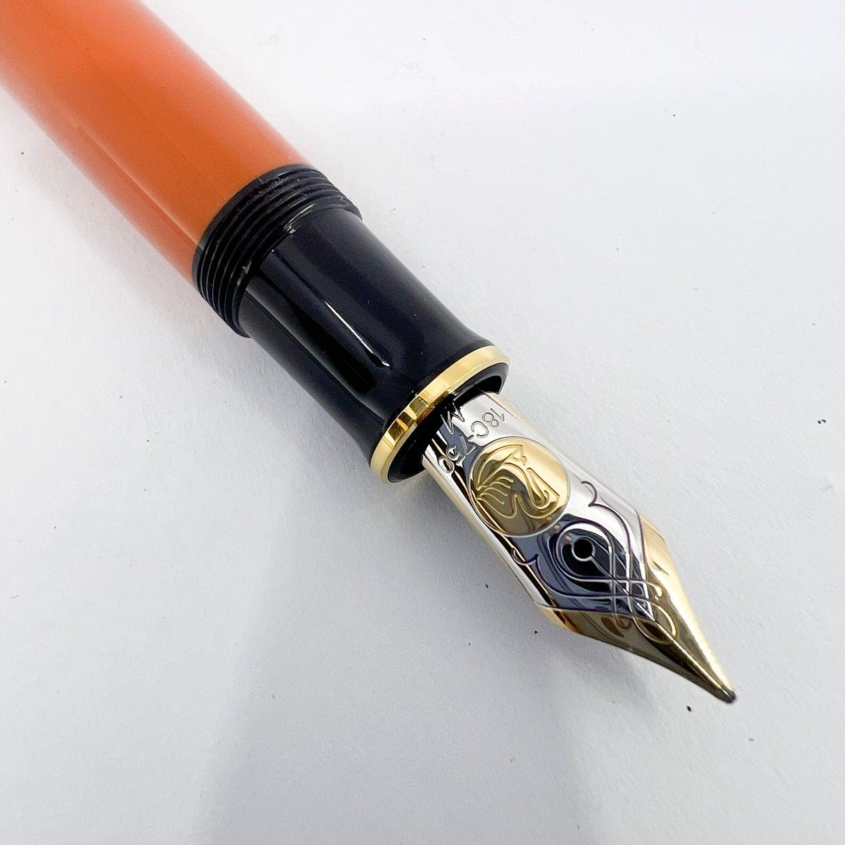 Pelikan M800 Souveran Burnt Orange Fountain Pen - Medium 18kt Gold Nib