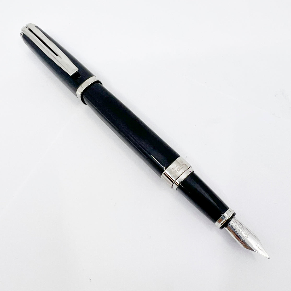 Waterman Oversized Exception Black Fountain Pen - 4-Sided Body with 2 Sides of Charcoal Stripes - Medium 18kt Gold Nib